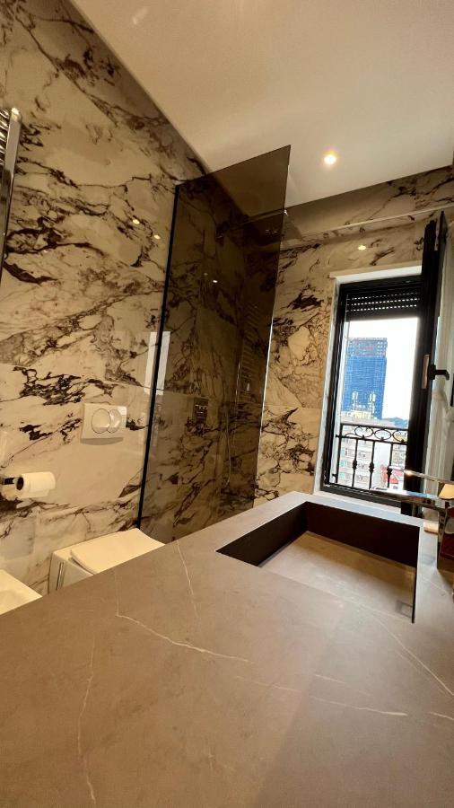 Zeus Tirana Suite Deluxe Extérieur photo